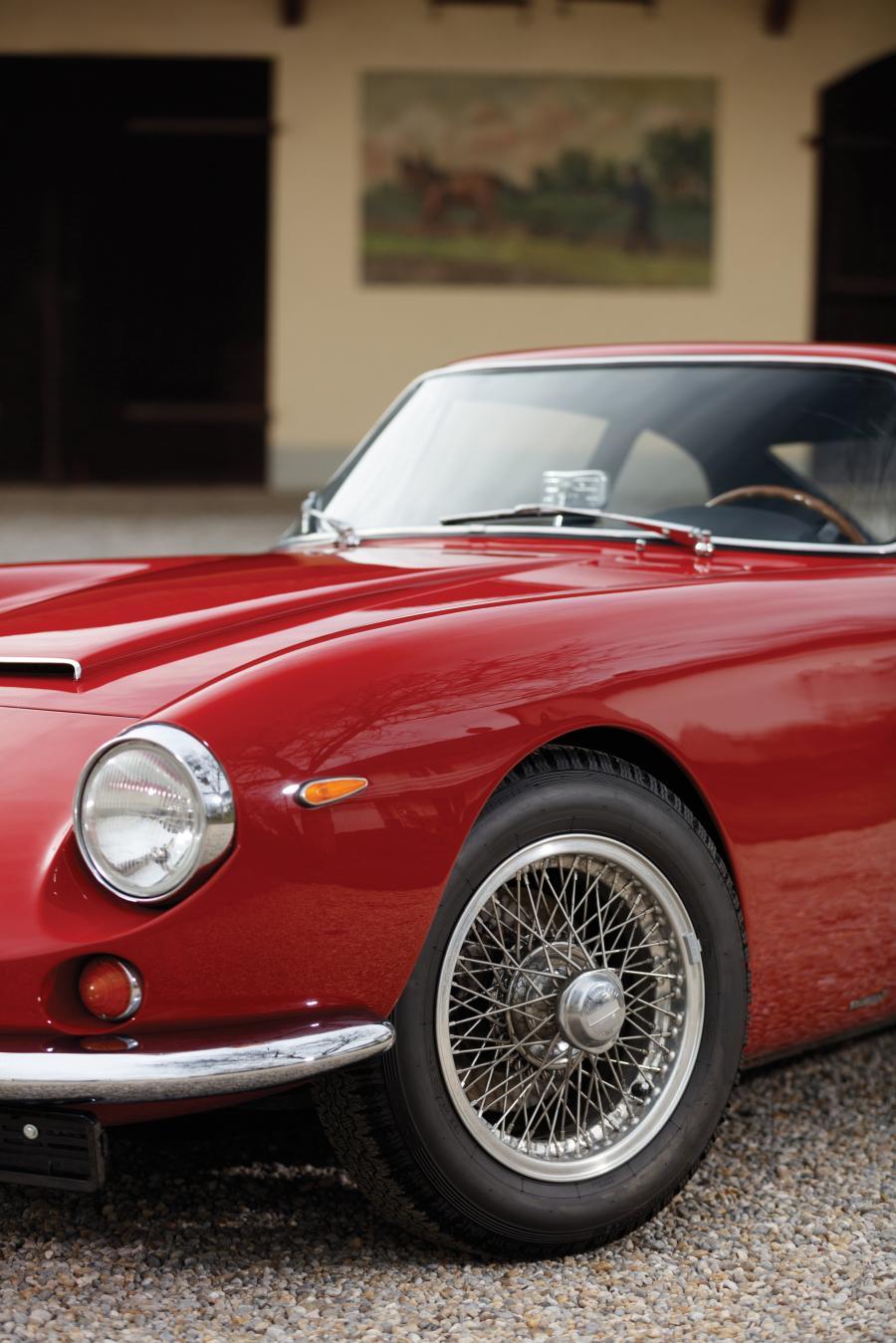 Детали экстерьера Apollo 5000 GT Coupe by Intermeccanica 1962 года  (фото 19 из 32)